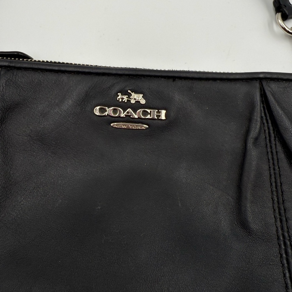 Coach Vintage Colette Leather Wristlet Clutch F52153 - Picture 4 of 15